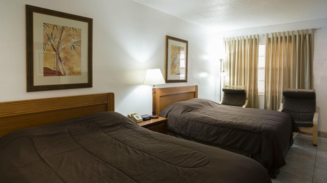 Carriage House Resort Deerfield Beach Eksteriør billede