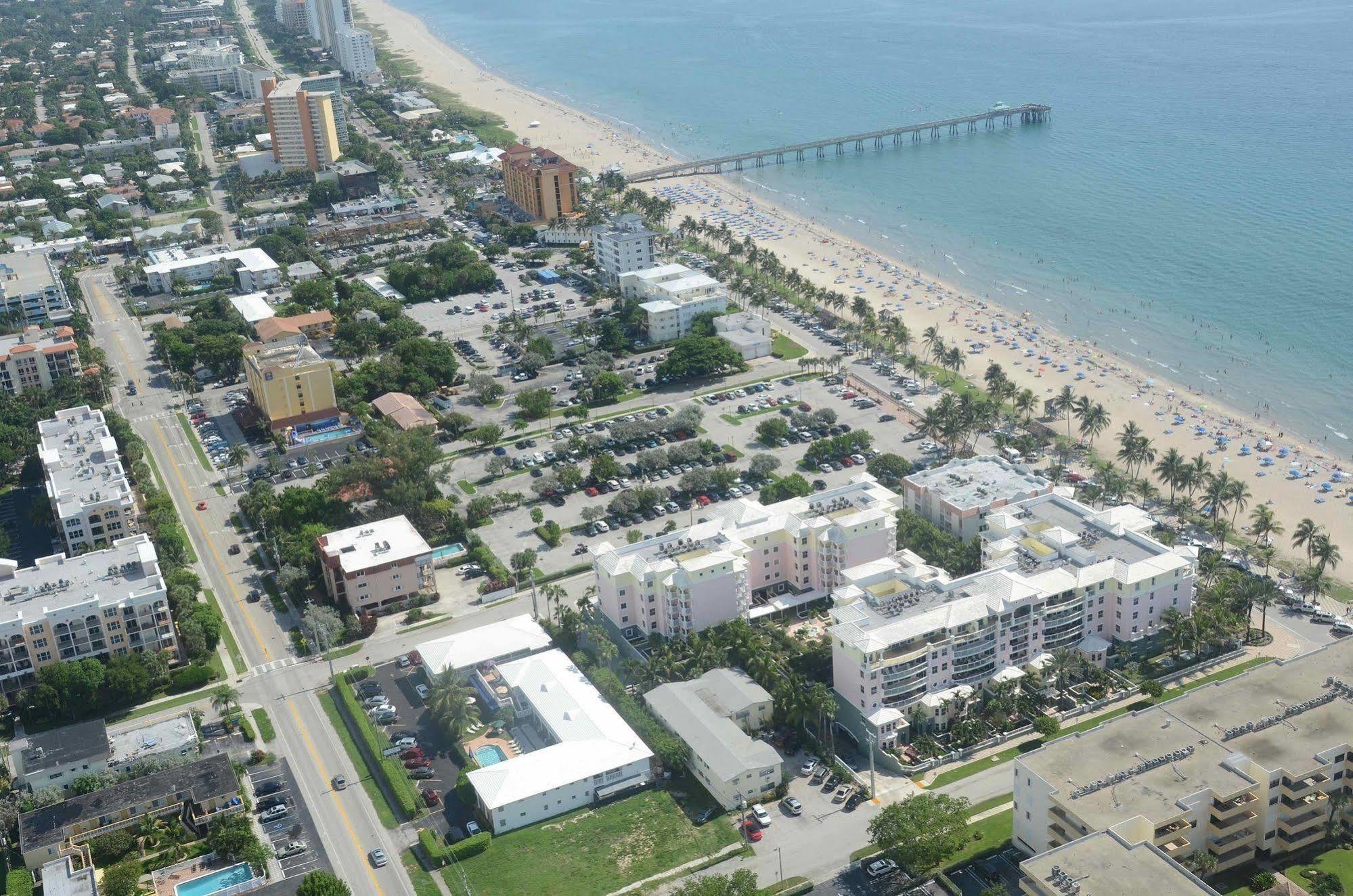 Carriage House Resort Deerfield Beach Eksteriør billede