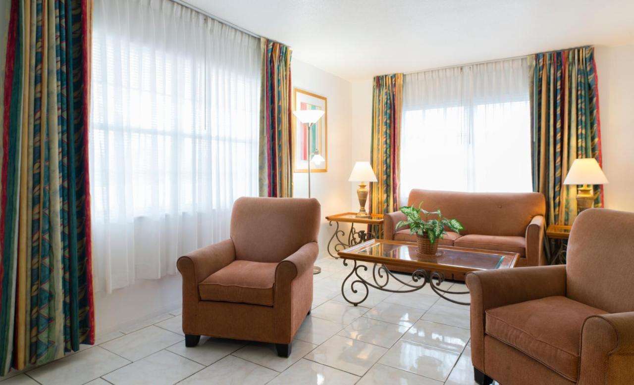 Carriage House Resort Deerfield Beach Eksteriør billede